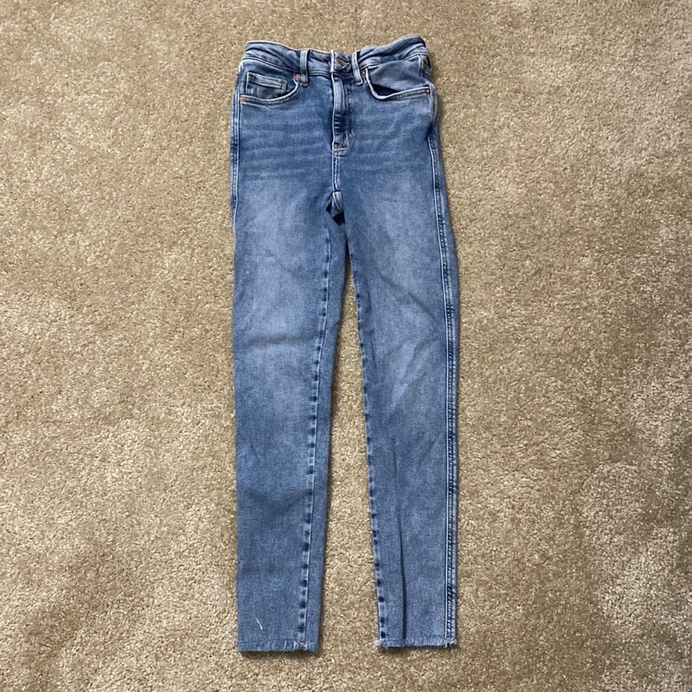 Skinny light washed jeans